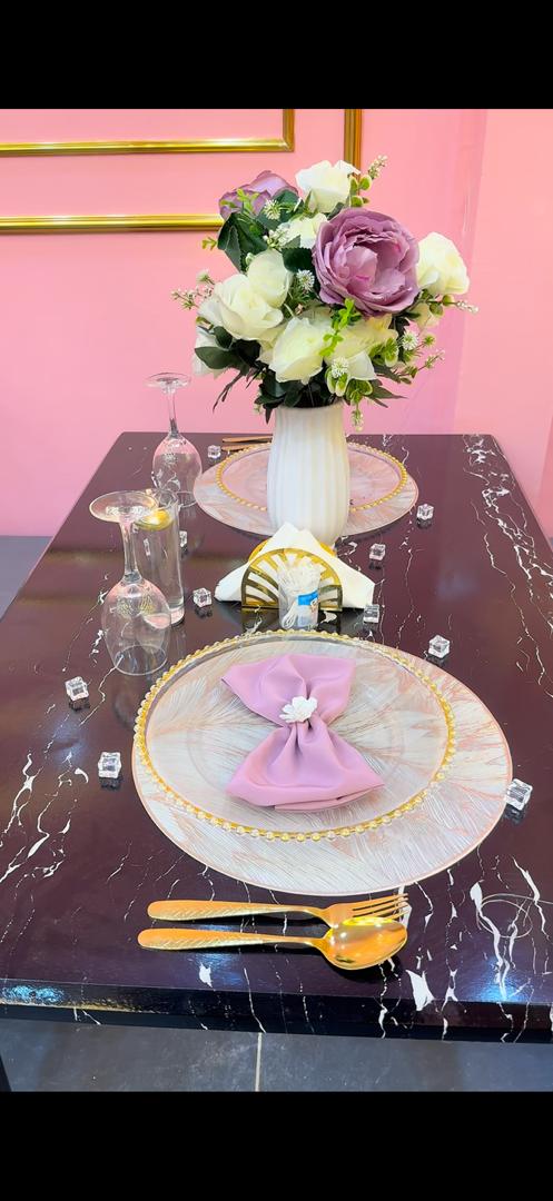 Table dressée Les Délices